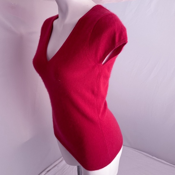 Express Design Studio Y2K strawberry red cashmere v-neck short sleeve sweater - Picture 3 of 10